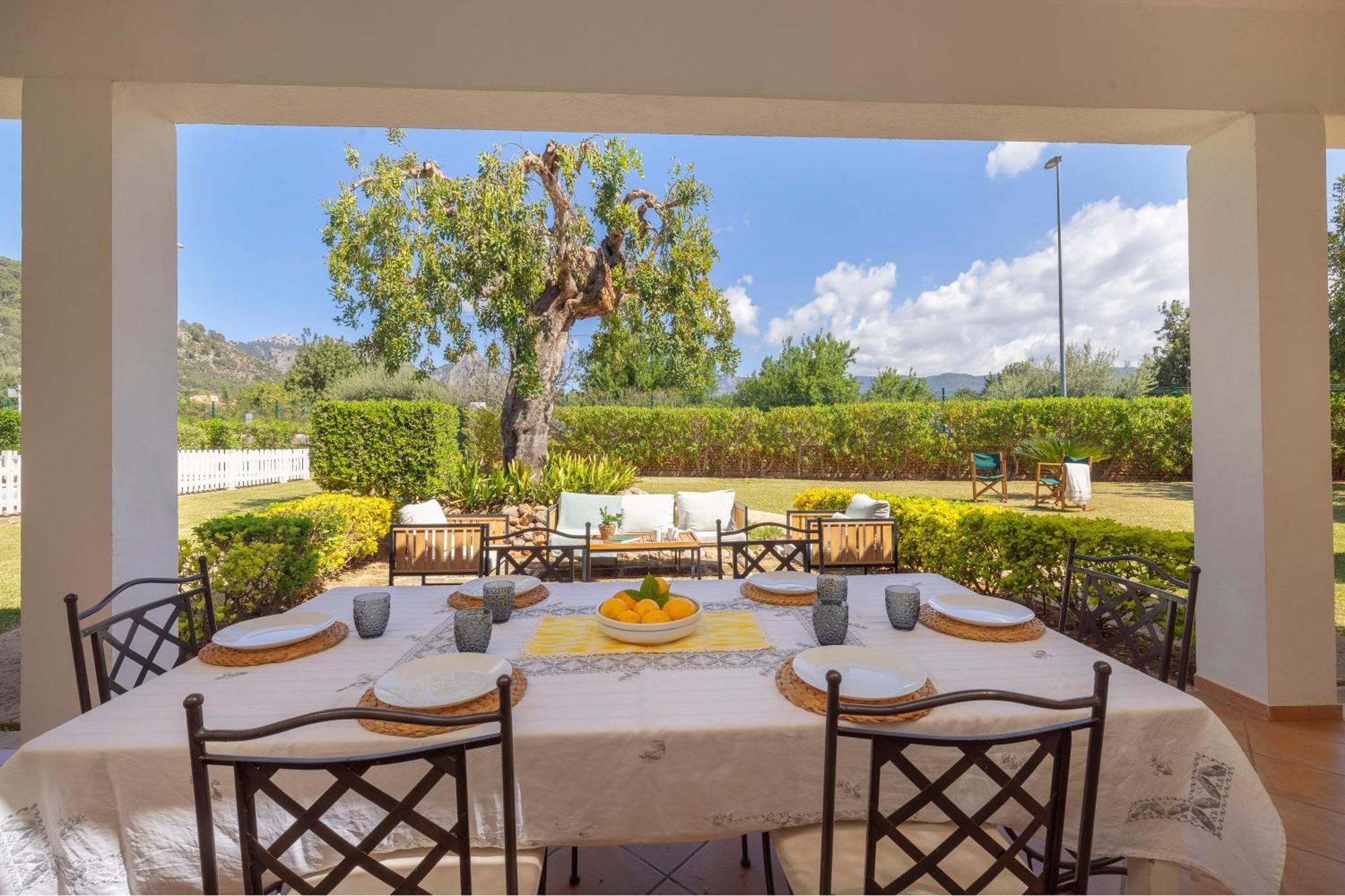 Ideal House For Two Families With Pool And Barbecue Plamanyola Esterno foto