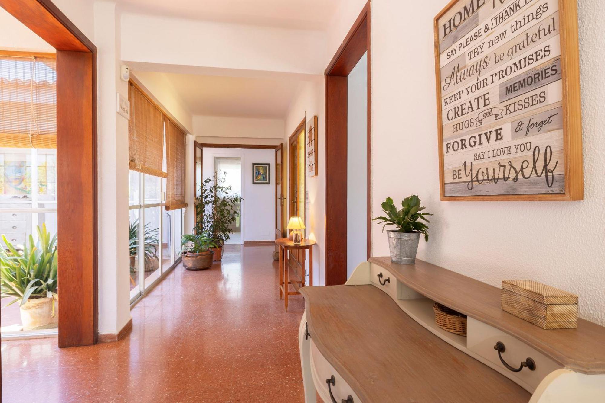 Ideal House For Two Families With Pool And Barbecue Plamanyola Esterno foto